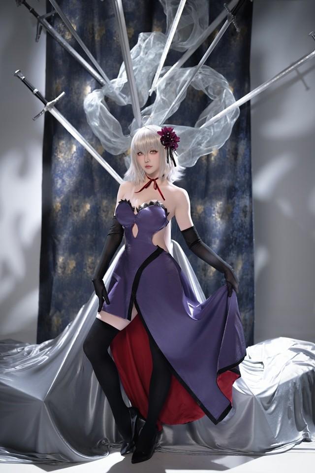 星之迟迟 NO.240 2025年5月计划B FGO 贞德alter [33P-170MB]